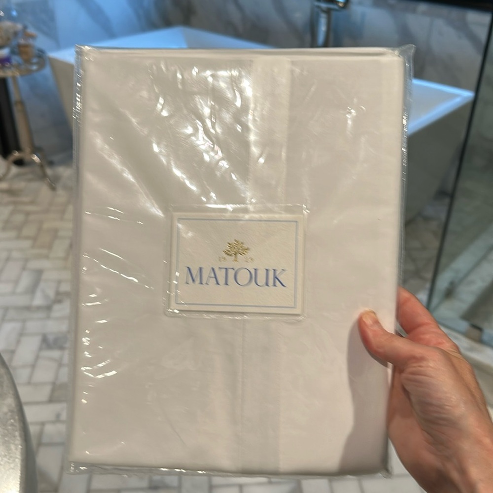 Matouk - Picture 2 of 3